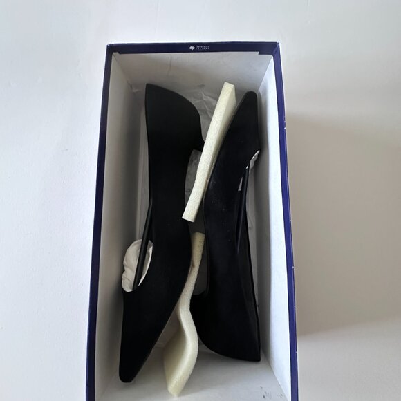 Stuart Weitzman Size 11.5 Black Suede Kitten Heel Pumps - Picture 7 of 9